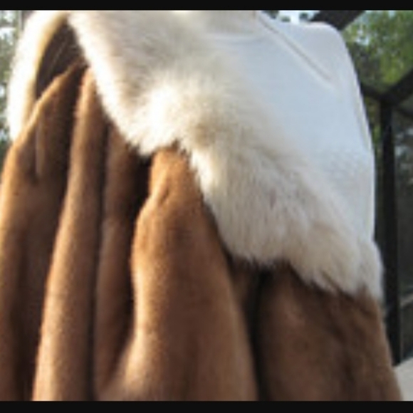 UNIQUE Genuine Mink Fur CAPE-Caplet w Genuine Plush Fox Fur Collar-Size MED-LARG - Picture 7 of 9
